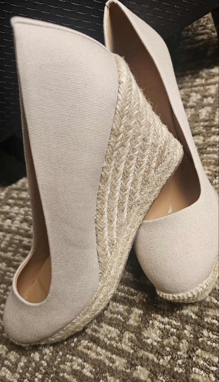 NEW!!! J. Crew Cream Espadrille Wedge Pumps! 8.5